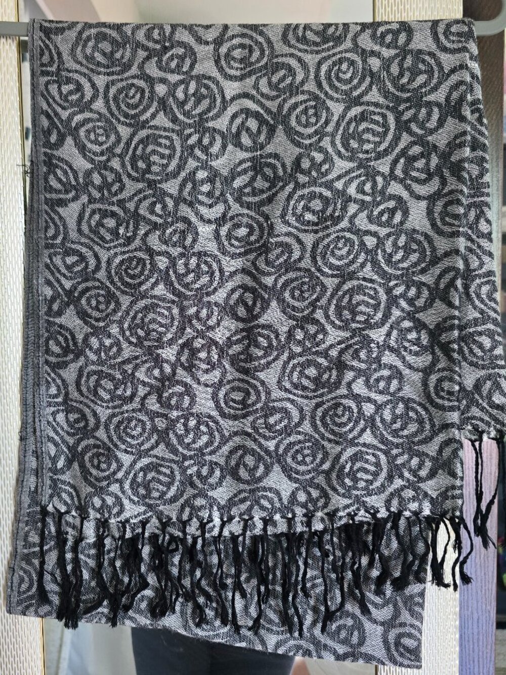 Black Silver Grey Rose Floral Jacquard Scarf Fringe Hem Winter Wrap Shawl